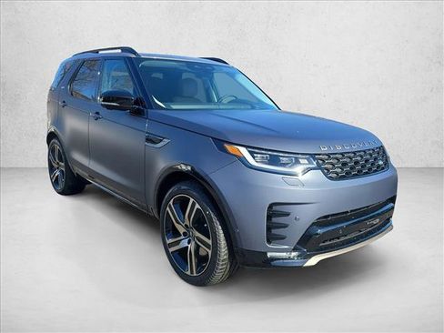 New 2026 Land Rover Discovery Limited Edition image 3