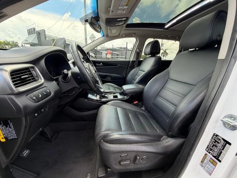 Used 2016 Kia Sorento SX FWD image 12
