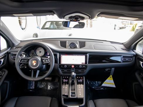 New 2026 Porsche Macan S AWD/4WD image 20
