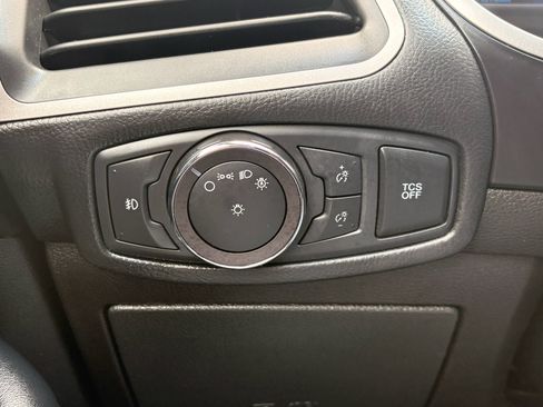 Used 2019 Ford Edge SEL w/ Equipment Group 201A AWD/4WD image 15