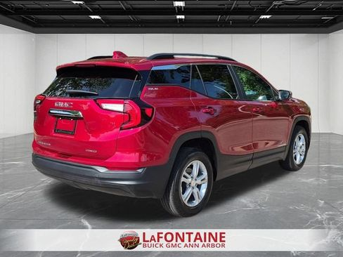 Certified 2024 GMC Terrain SLE w/ Driver Convenience Package AWD/4WD image 8