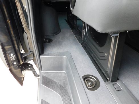 Used 2025 Mercedes-Benz Sprinter 2500 image 27