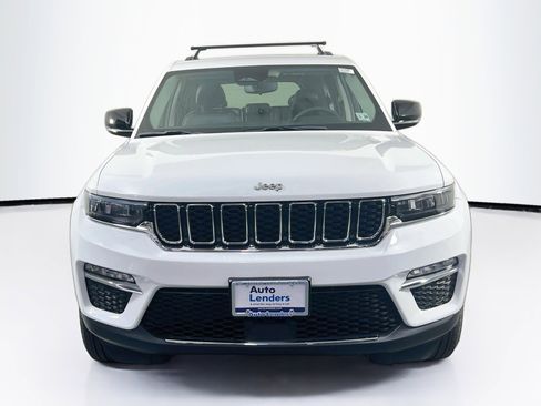 Used 2023 Jeep Grand Cherokee Limited image 2