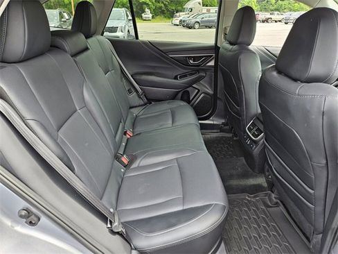 Used 2023 Subaru Outback Limited image 15
