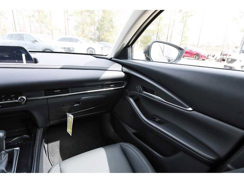 Certified 2025 MAZDA CX-30 AWD 2.5 S w/ Select Sport Pkg image 8