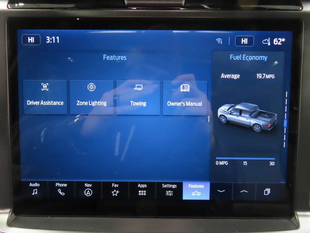 Used 2025 Ford F150 Lariat AWD/4WD image 27