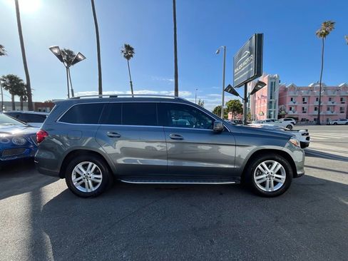 Used 2019 Mercedes-Benz GLS 450 4MATIC image 4