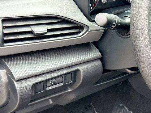 New 2026 Subaru Crosstrek 2.5i Premium AWD/4WD image 10