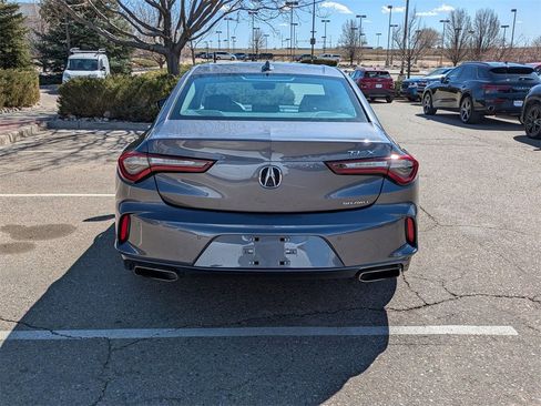 Used 2023 Acura TLX Advance image 5