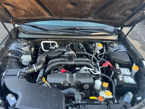 Used 2017 Subaru Outback 2.5i Premium image 20