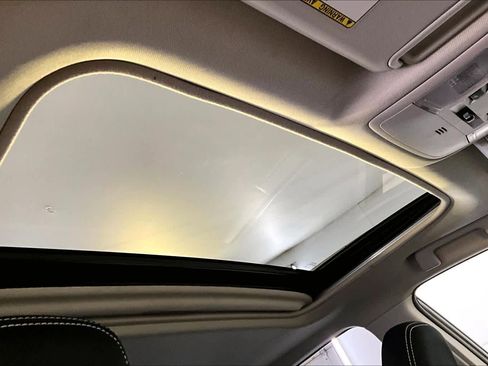 Used 2017 Toyota RAV4 XLE image 13