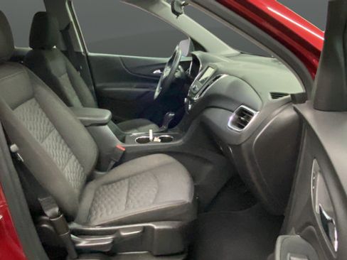 Used 2019 Chevrolet Equinox LT FWD image 24