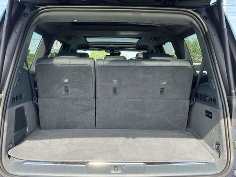 Used 2022 Jeep Grand Wagoneer Series II AWD/4WD image 20
