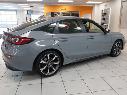 Used 2025 Honda Civic Sport Touring image 12
