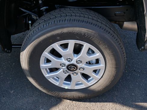 Certified 2026 Toyota Tacoma SR5 image 15