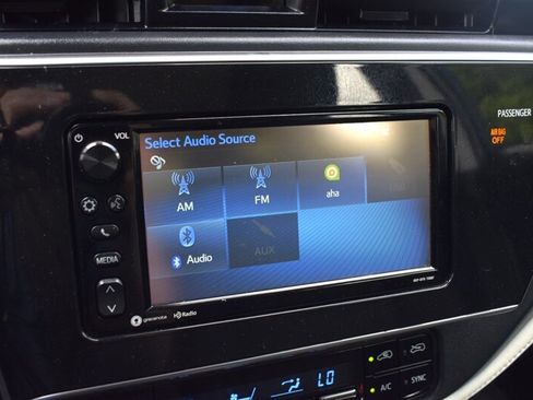 Used 2018 Toyota Corolla iM w/ All-Weather Mat Package FWD image 18