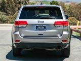 Used 2016 Jeep Grand Cherokee Laredo image 4
