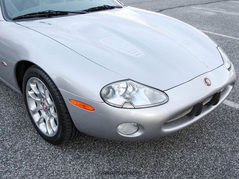 Used 2001 Jaguar XK8 Convertible image 56