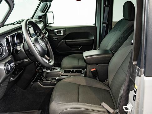 Used 2022 Jeep Wrangler Sport AWD/4WD image 20