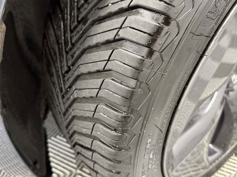 Used 2018 Tesla Model 3 Performance image 29