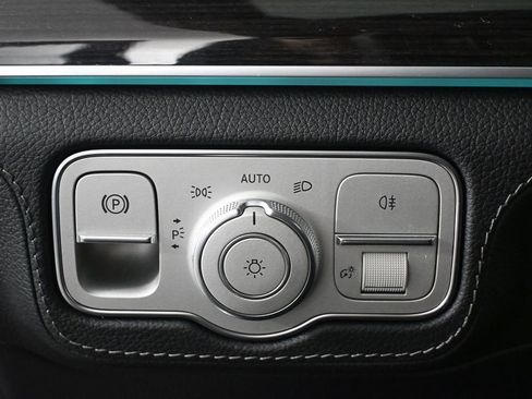 Certified 2022 Mercedes-Benz GLS 450 4MATIC image 9