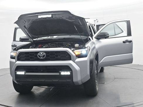 Used 2025 Toyota 4Runner TRD Off-Road Premium w/ Tow Technology Package AWD/4WD image 51