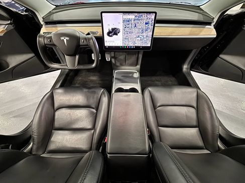 Used 2021 Tesla Model 3 Standard Range RWD image 24