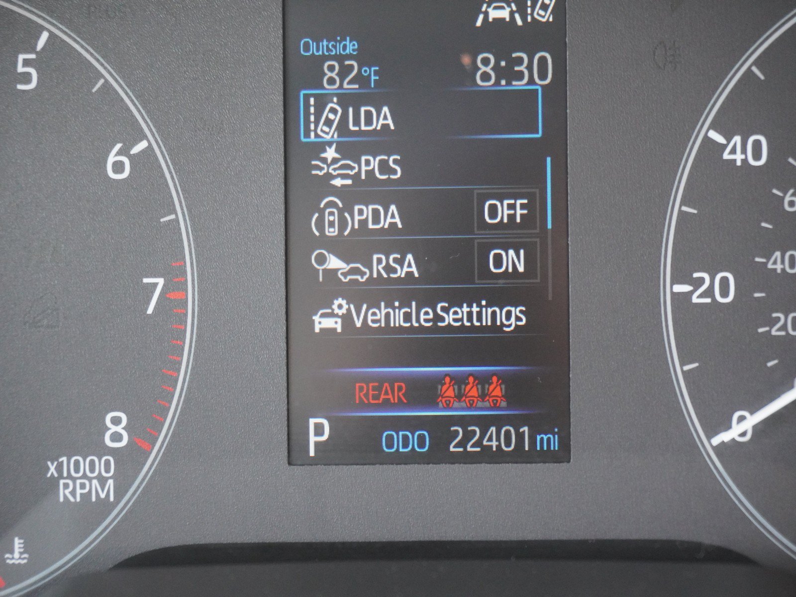 Used 2025 Toyota Corolla Cross L FWD image 21