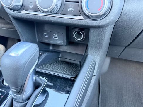 Used 2024 Nissan Kicks SV FWD image 18