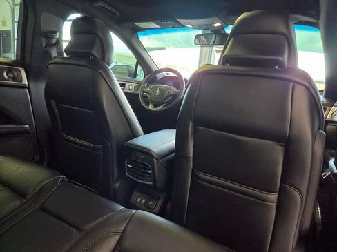 Used 2019 Lincoln MKZ Reserve w/ Reserve Plus Package FWD image 22