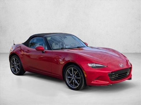 Used 2016 MAZDA MX-5 Miata Grand Touring image 3