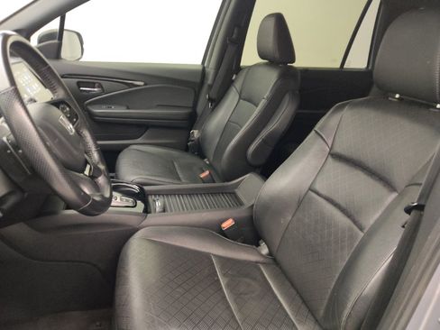 Used 2019 Honda Passport Touring image 17