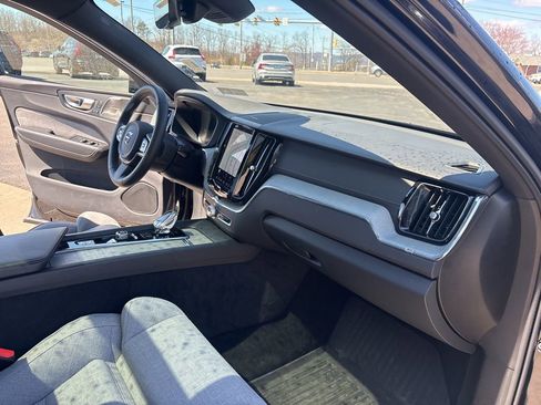 Used 2024 Volvo XC60 T8 Ultimate w/ Protection Package Premier image 34