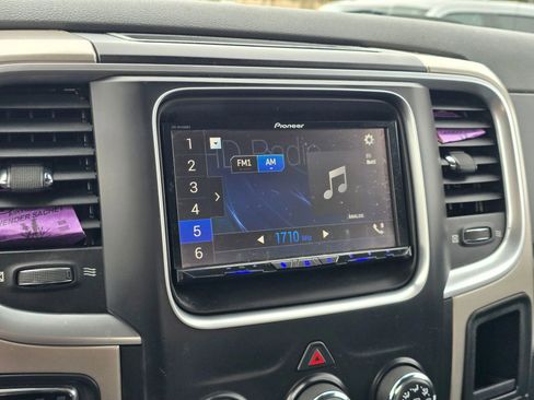 Used 2017 RAM 1500 Classic SLT image 29