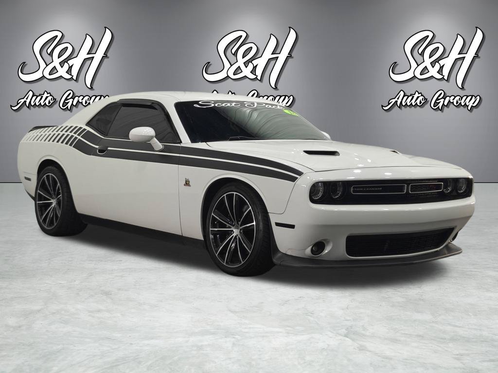Used 2018 Dodge Challenger R/T Scat Pack RWD image 2