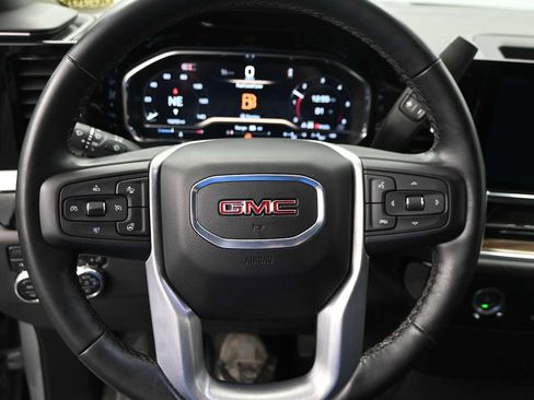 Used 2024 GMC Sierra 1500 Elevation AWD/4WD image 16