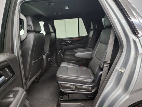 Used 2025 GMC Yukon Denali AWD/4WD image 25