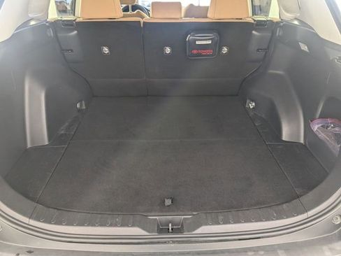 Used 2019 Toyota RAV4 LE image 24