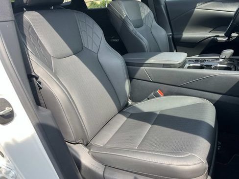 Used 2025 Lexus RX 350 Premium w/ Accessory Package (Z1) FWD image 28