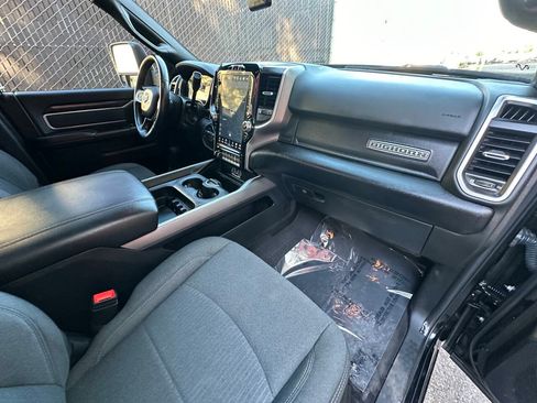 Used 2024 RAM 3500 Big Horn w/ Night Edition AWD/4WD image 11