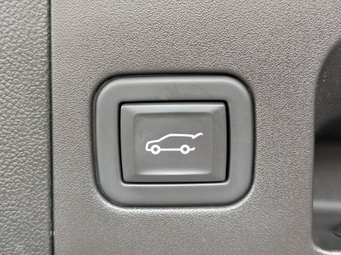 Certified 2024 Cadillac XT5 Premium Luxury FWD image 12