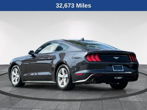 Certified 2022 Ford Mustang Coupe RWD image 8