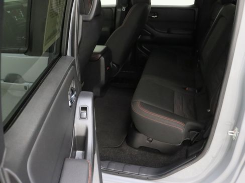 Used 2024 Nissan Frontier Pro-X RWD image 28