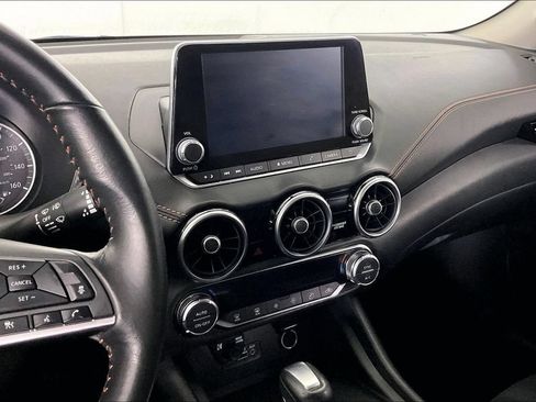 Used 2023 Nissan Sentra SR FWD image 9