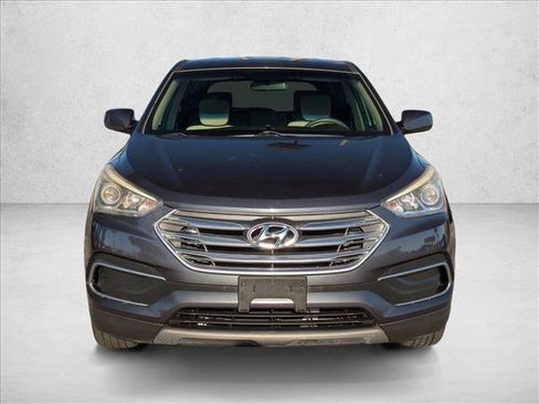 Used 2018 Hyundai Santa Fe Sport image 2