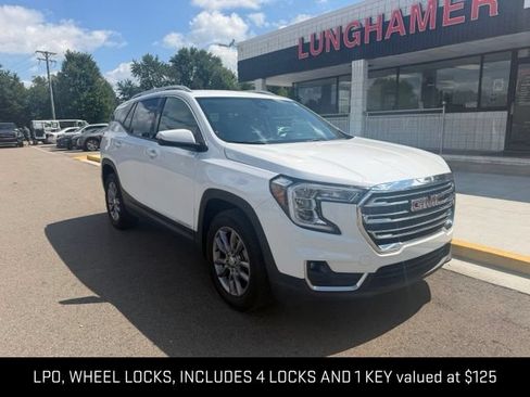 Used 2024 GMC Terrain SLT AWD/4WD image 4