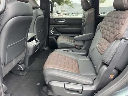 New 2026 Nissan Armada Platinum AWD/4WD image 9