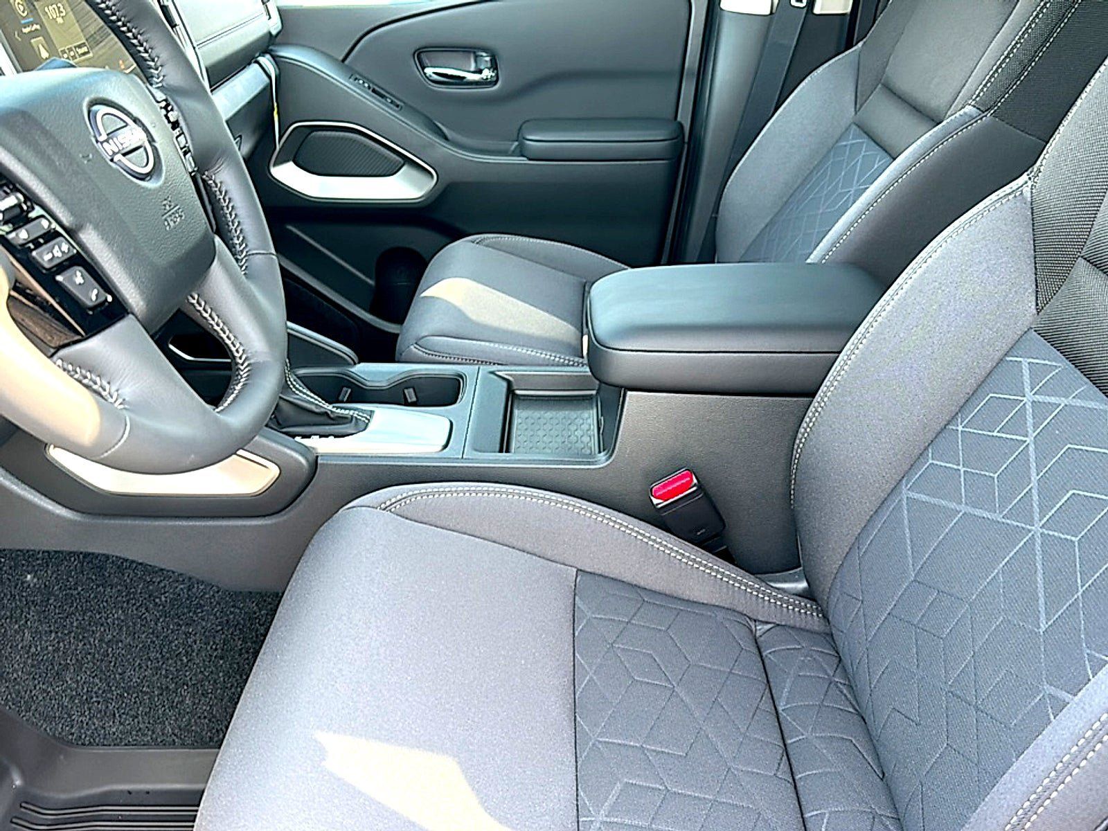 New 2027 Nissan Frontier SV w/ All-Weather Content Package RWD image 10