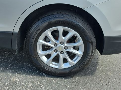 Certified 2019 Chevrolet Equinox LT w/ Driver Convenience Package FWD image 5