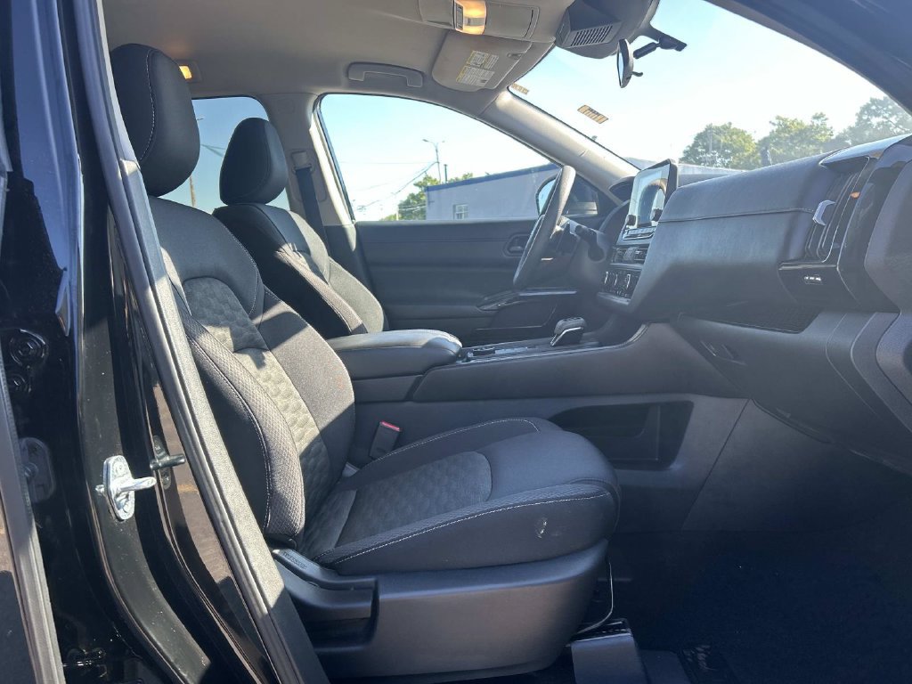 Certified 2024 Nissan Pathfinder S AWD/4WD image 15